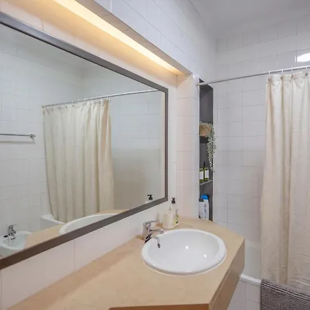 Premium Sea View Flat - 3 Pools, Jacuzzi & Bar Albufeira